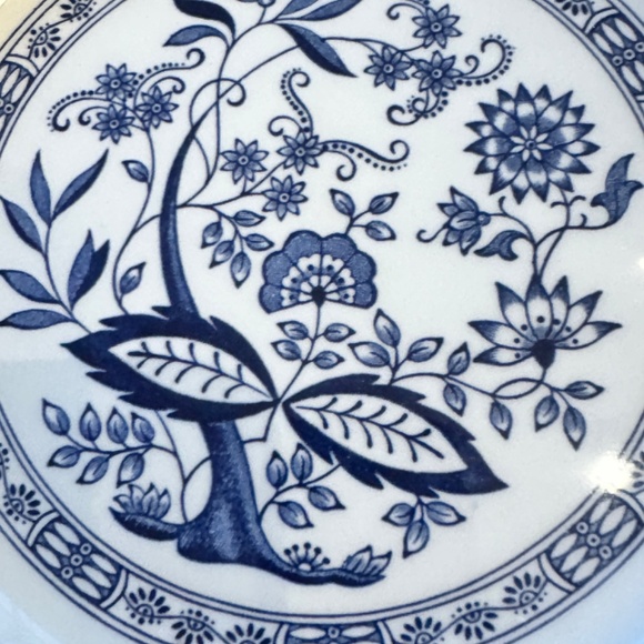 Vintage Blue Heritage by Wedgwood BLUE ONION Dinner Plate 10" - Picture 2 of 4
